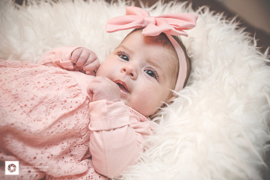 fotograf-botez-craiova-valentin-ieremiea-sedinta-foto-bebe-roberta-maria-05
