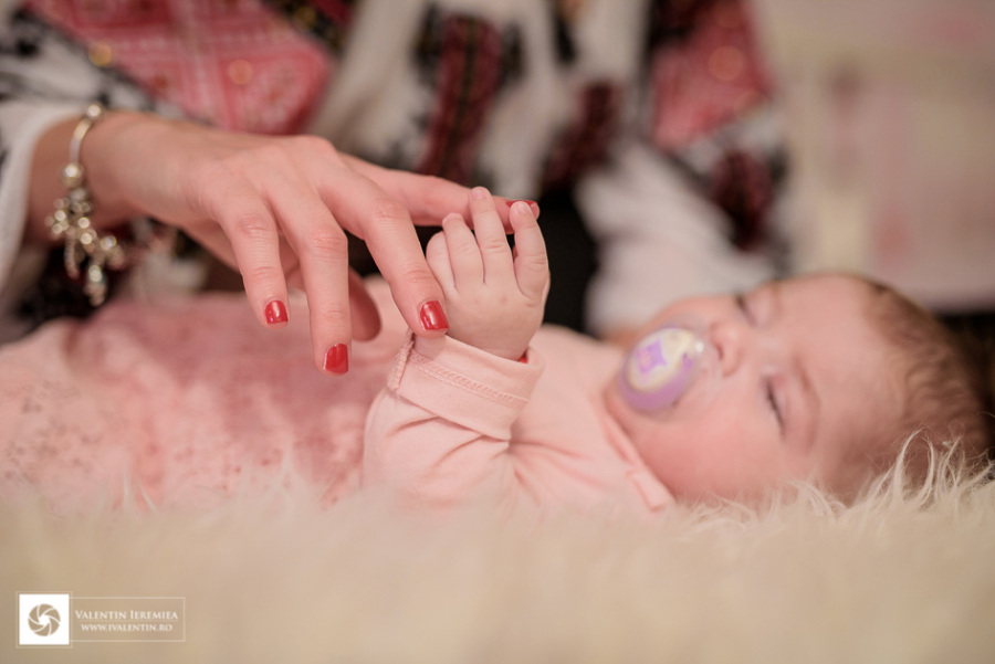 fotograf-botez-craiova-valentin-ieremiea-sedinta-foto-bebe-roberta-maria-11