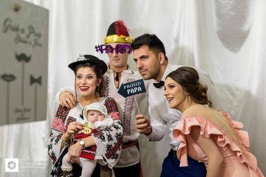 fotograf-botez-craiova-valentin-ieremiea-sedinta-foto-bebe-roberta-maria-26