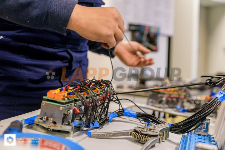 fotografie-corporate-produs-lapp-group-fotograf-craiova-valentin-ieremiea-006
