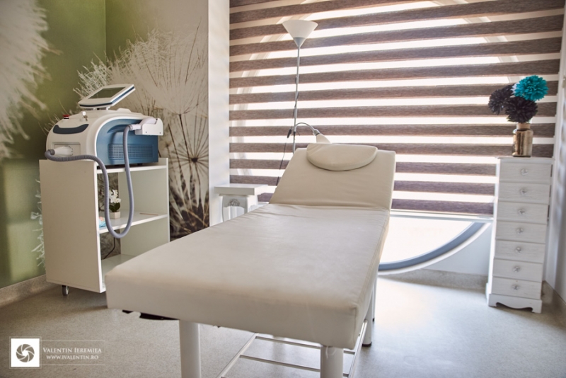fotografie-corporate-prezentare-salon-cocoon-corina-canuci-machiaj-microblading-solar-fotograf-valentin-ieremiea-029