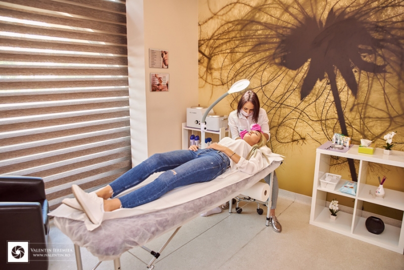 fotografie-corporate-prezentare-salon-cocoon-corina-canuci-machiaj-microblading-solar-fotograf-valentin-ieremiea-037