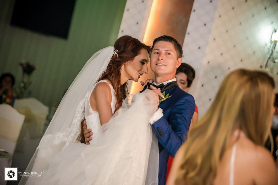fotograf-nunta-craiova-valentin-ieremiea-nunta-claudia-ovidiu-hotel-craiovita--0048