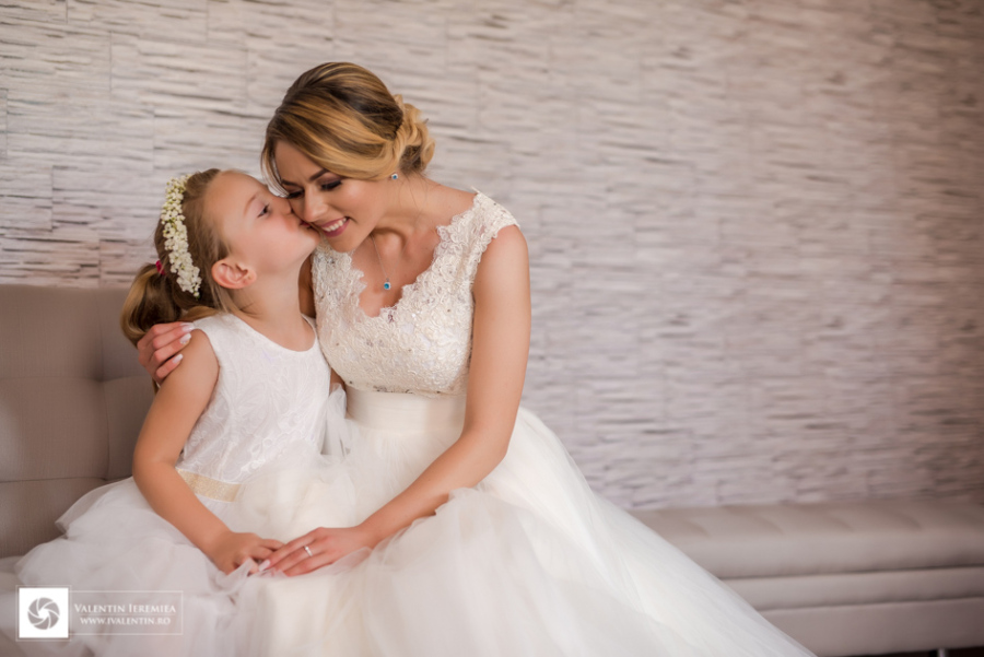 fotograf-nunta-craiova-valentin-ieremiea-ivalentin-studio-mihaela-nicu-rusanesti-035