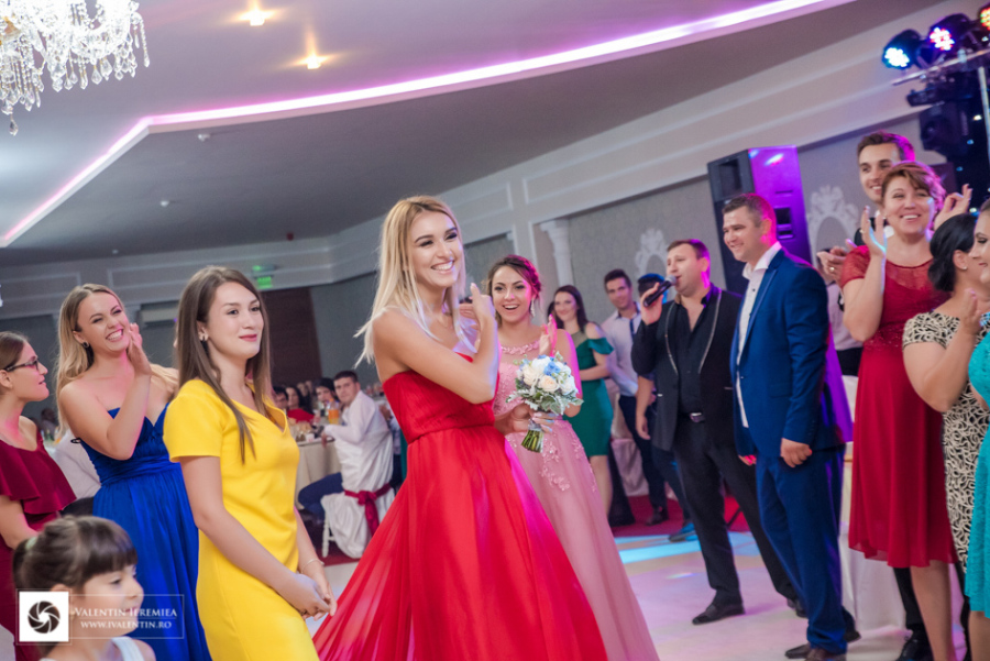 fotograf-nunta-craiova-valentin-ieremiea-ivalentin-studio-mihaela-nicu-rusanesti-054