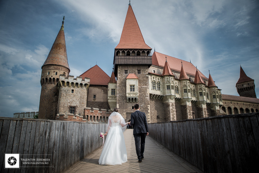 fotograf-profesionist-nunta-craiova-sedinta-foto-castelul-corvinilor-diana-sorin-007