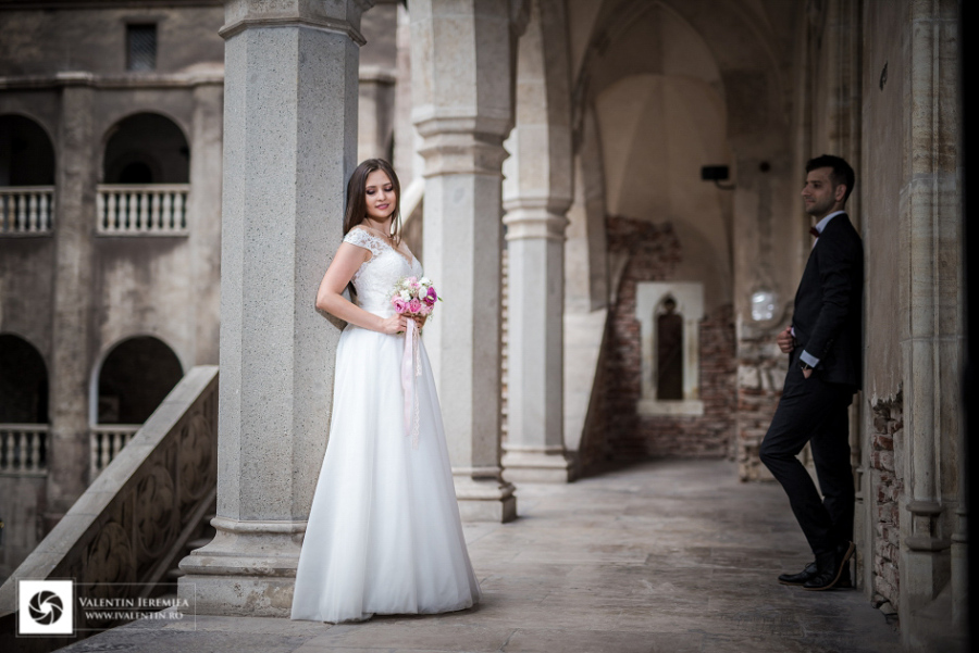 fotograf-profesionist-nunta-craiova-sedinta-foto-castelul-corvinilor-diana-sorin-010