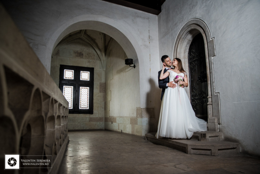 fotograf-profesionist-nunta-craiova-sedinta-foto-castelul-corvinilor-diana-sorin-016