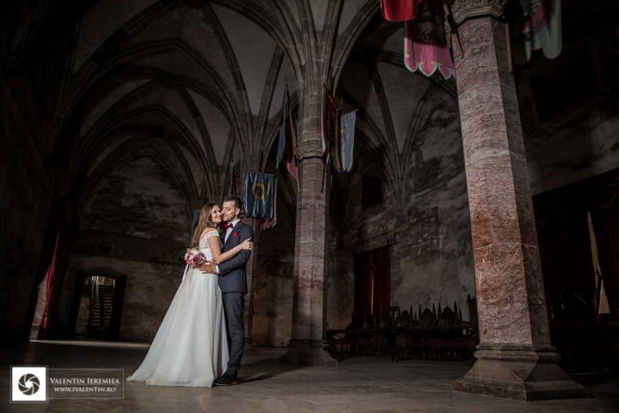 fotograf-profesionist-nunta-craiova-sedinta-foto-castelul-corvinilor-diana-sorin-021